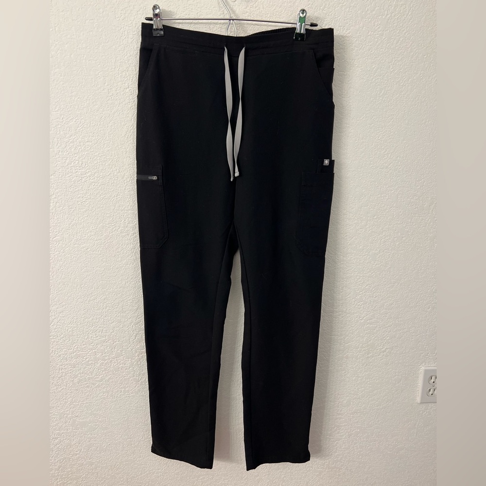 Figs technical collection black scrub bottoms womens size Medium tall